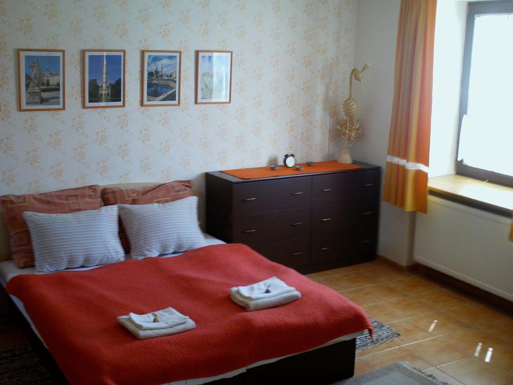 La Ferme De Sissi Apartment Smrzice Стая снимка